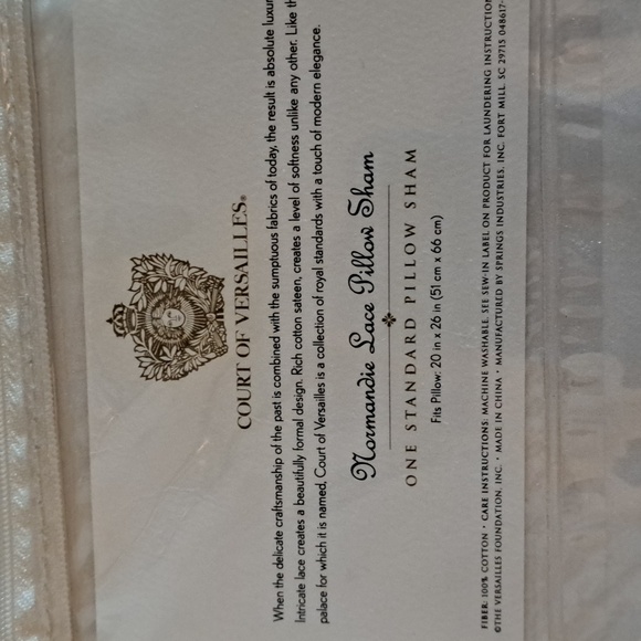 Court of Versailles pair standard pillow shams, cream all cotton embroidered - Picture 3 of 5